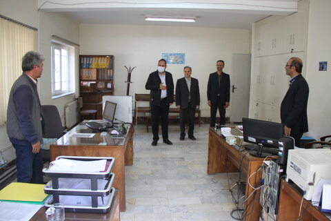 گزارش تصویری | بازدید نوروزی مدیرکل بهزیستی استان با کارکنان ستادی