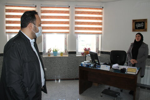 گزارش تصویری | بازدید نوروزی مدیرکل بهزیستی استان با کارکنان ستادی