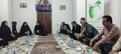 ضیافت افطاری ساده با حضور مدیرکل بهزیستی مازندران در خانه سلامت برگزار شد