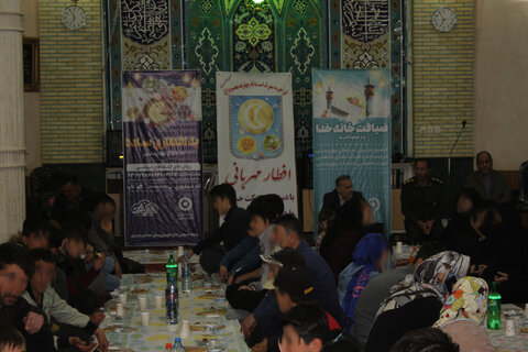 گزارش تصویری| برگزاری ضیافت رمضان توسط موسسه خیریه چهارده معصوم (ع)