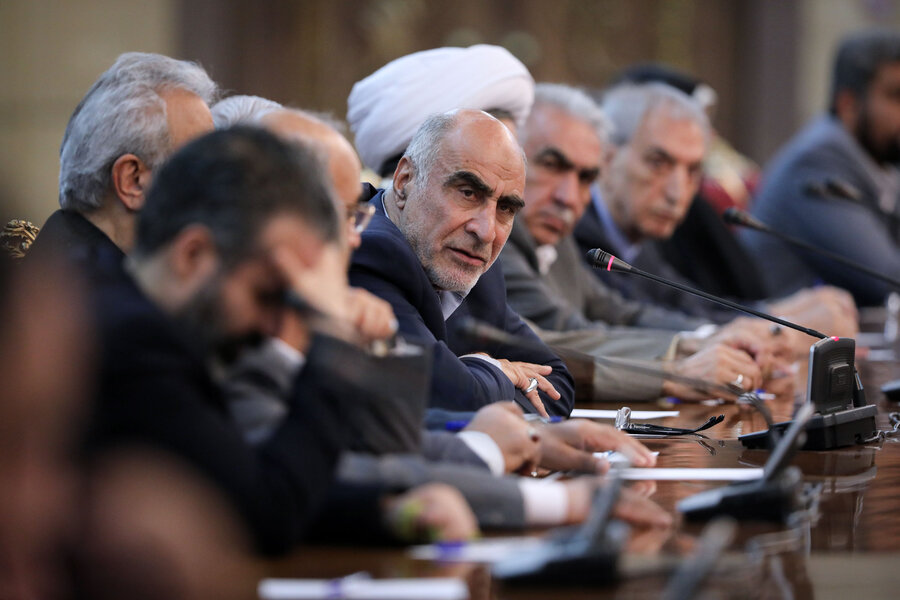 دیدار رئیس جمهور با جمعی از خیرین و مسئولان موسسات خیریه دیدار رئیس جمهور با جمعی از خیرین و مسئولان موسسات خیریه