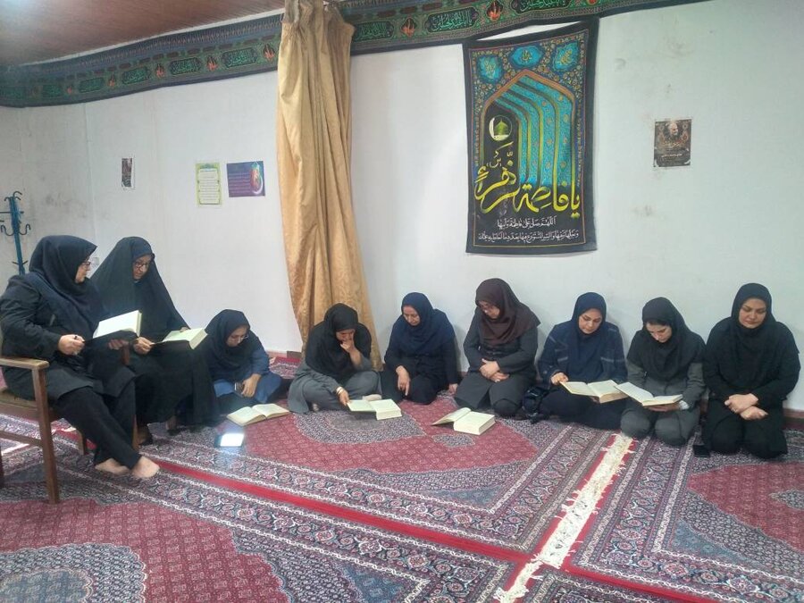 تالش | برگزاری محفل انس با قرآن ویژه کارکنان در اداره بهزیستی شهرستان تالش