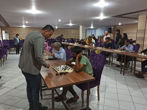 بندرعباس| برگزاری مسابقات شطرنج جام رمضان ویژه روشندلان