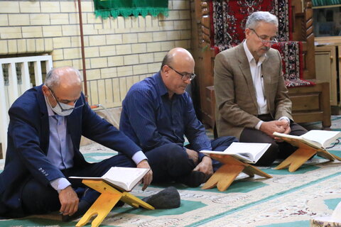برگزاری محفل انس با قرآن و روضه شهادت حضرت علی(ع) در اداره کل بهزیستی گیلان