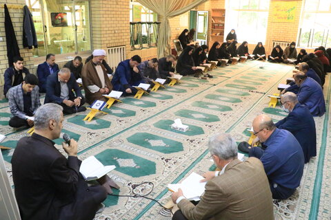 گزارش تصویری | برگزاری محفل انس با قرآن و روضه شهادت حضرت علی(ع) در اداره کل بهزیستی گیلان