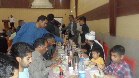 گزارش تصویری|ضیافت افطاری مددجویان بهزیستی شهرستان زابل