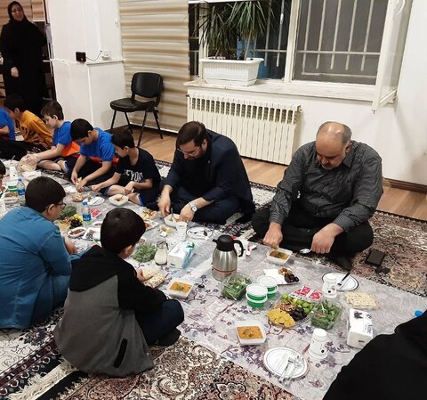 حضور مدیر کل بهزیستی استان تهران در مجتمع شبانه روزی اندرزگو