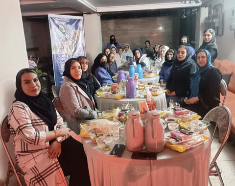 برگزاری مراسم یه افطاری ساده در کمپ طلوع رهایی البرز بانوان ، تحت نظارت اداره بهزیستی شهرستان ساوجبلاغ