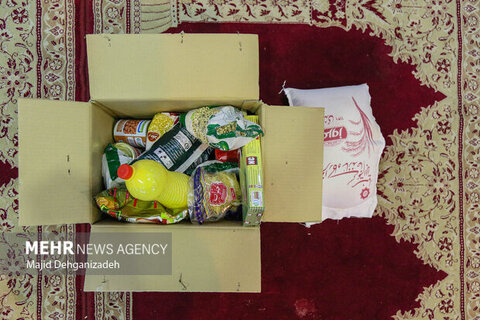 در رسانه |۳۵ هزار بسته معیشتی بین مددجویان بهزیستی بوشهر توزیع شد