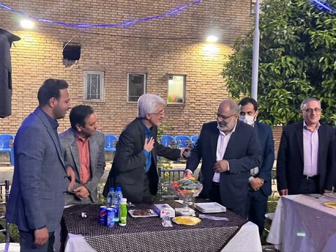 گزارش تصویری|برگزاری مراسم افطاری در سرای امید گلریز شیراز با حضور مدیر کل و معاونین بهزیستی فارس,مدیر بهزیستی شیراز,جامعه هدف  این مرکز و جمعی از مسئولین