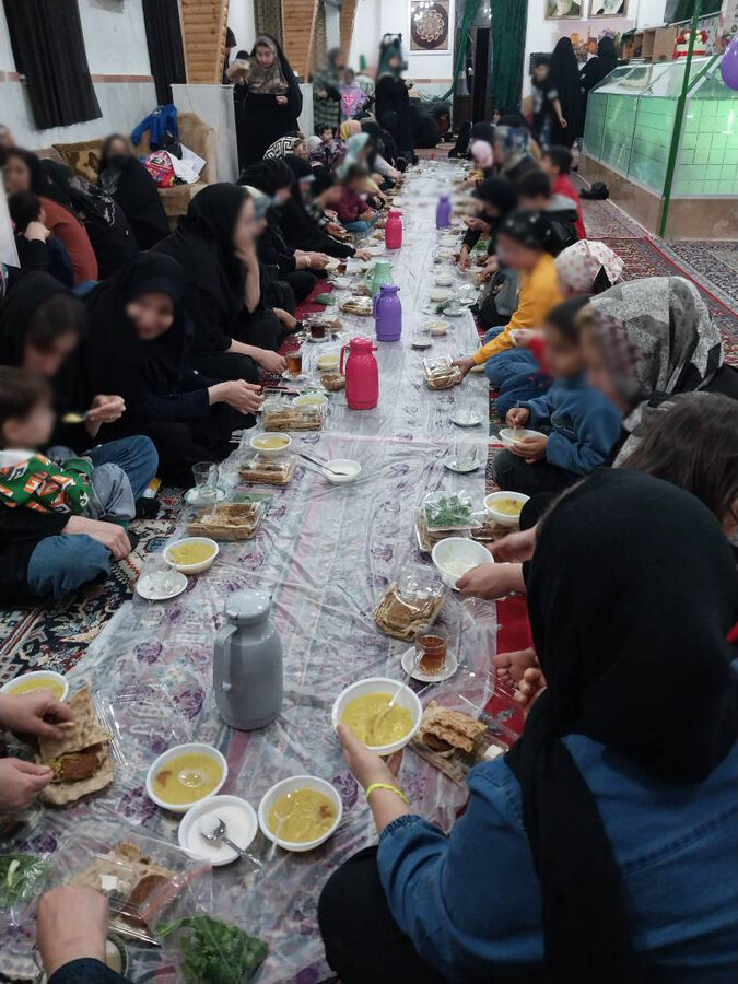 شفت | برپایی مراسم ضیافت افطاری برای جامعه هدف بهزیستی در گلزار شهدای شهرستان شفت