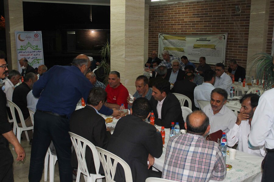 ضیافت افطاری و مراسم تکریم کارکنان رزمنده بهزیستی خوزستان