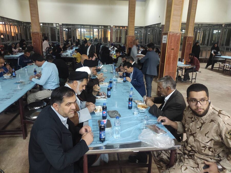 ضیافت افطاری 400 نفری در محضر ولی نعمتان استان