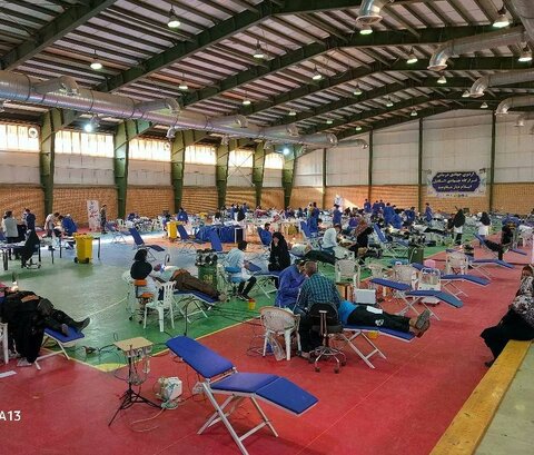 ۳۰۰ مددجوی بهزیستی از خدمات رایگان اردوی جهادی درمانی برخوردار شدند