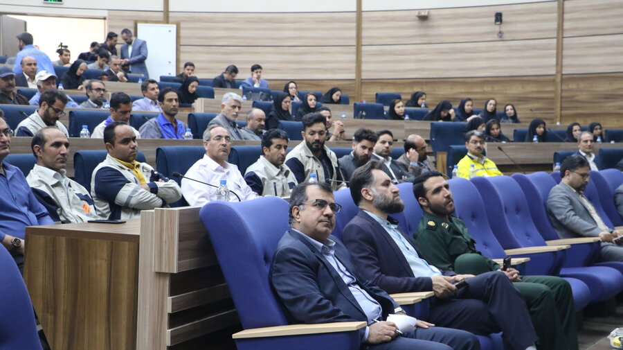 جشنواره تقدیر از نخبگان کار وتولید