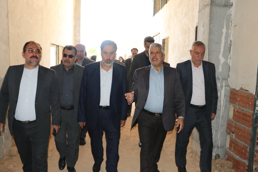 بازدید استاندار از ساختمان خیریه ای مرکز معلولین ذهنی و نگهداری توانبخشی سالمندان