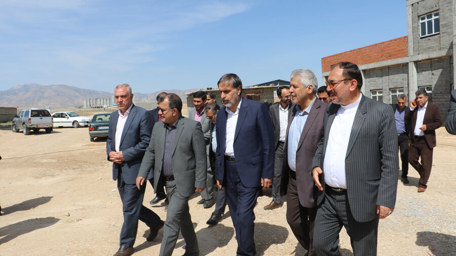 بازدید استاندار از ساختمان خیریه ای مرکز معلولین ذهنی و نگهداری توانبخشی سالمندان