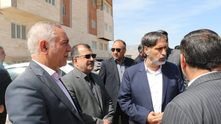 بازدید استاندار از ساختمان خیریه ای مرکز معلولین ذهنی و نگهداری توانبخشی سالمندان