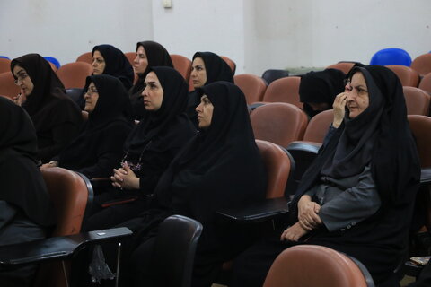 برگزاری نشست آموزشی با عنوان سالمندی و بحران جمعیت در بهزیستی گیلان