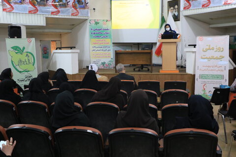 برگزاری نشست آموزشی با عنوان سالمندی و بحران جمعیت در بهزیستی گیلان