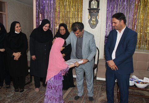 با حضور مدیر کل بهزیستی خوزستان جشن روز دختر در خانه کودکان و نوجوانان برگزار شد