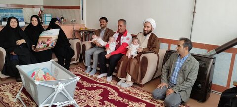 گزارش تصویری| بازدید از منزل خانواده سه قلوئی آذرشهری