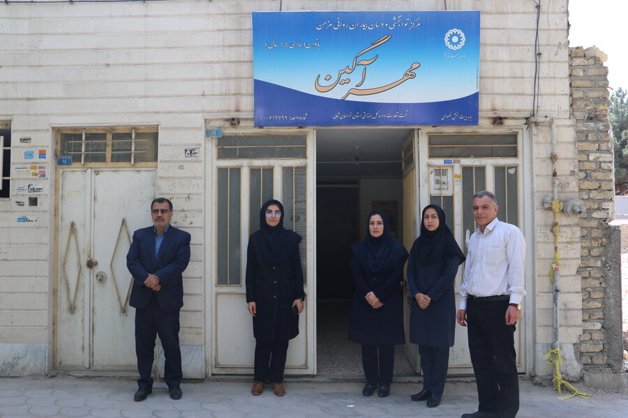 بازدیداز مرکزتوانبخشی و درمان بیماران روانی مزمن