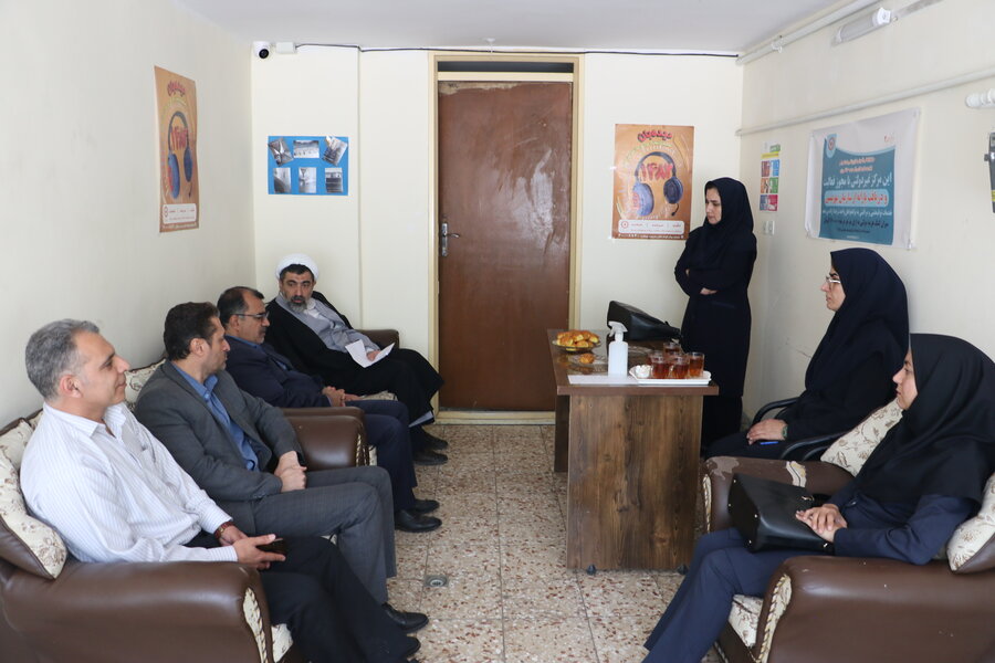 بازدیداز مرکزتوانبخشی و درمان بیماران روانی مزمن