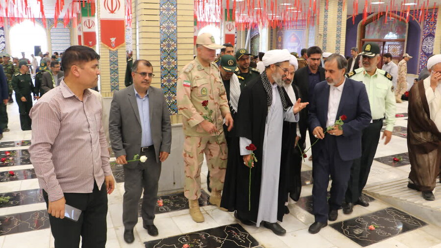 غبارروبی مزار شهدا