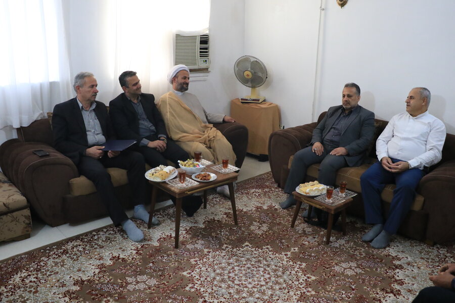 دیدار مدیرکل بهزیستی گیلان با خانواده شهید "حسین لقمانی" در شهرستان رشت