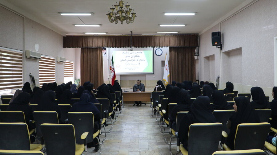 جلسه پرسش و پاسخ با مدیر کل استان