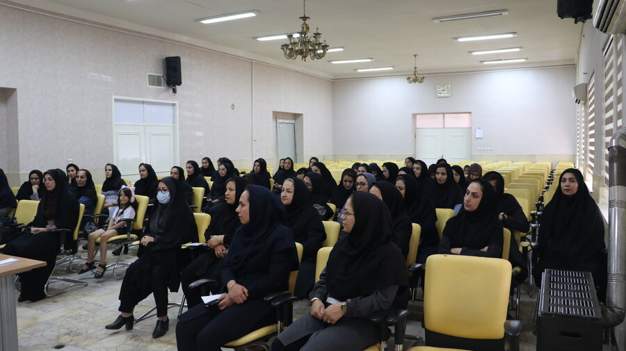 جلسه پرسش و پاسخ با مدیر کل استان