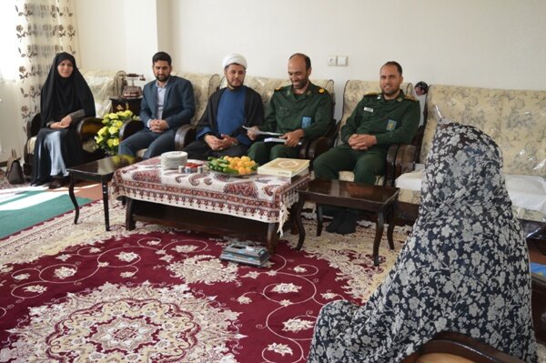 چادگان| دیدار با خانواده شهید هاشمی