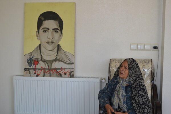 چادگان| دیدار با خانواده شهید هاشمی