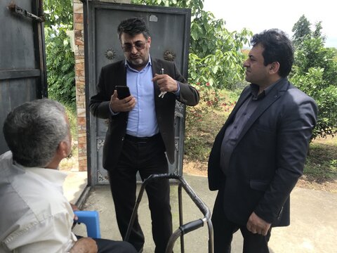 رضوانشهر | دیدار رئیس اداره بهزیستی و معاون فرماندار رضوانشهر با توانخواه جسمی حرکتی در شهرستان رضوانشهر