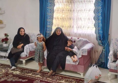 املش | دیدار رئیس اداره بهزیستی شهرستان املش از خانواده های دارای فرزند چندقلو