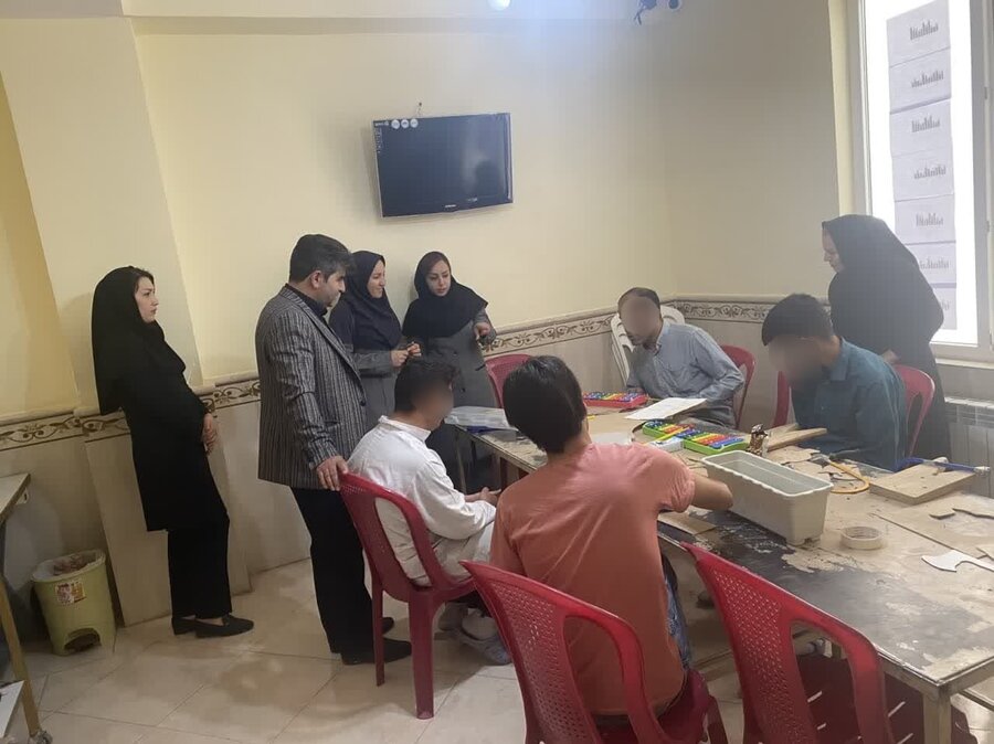 بازدید کارشناسان از مراکز