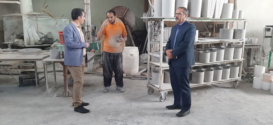 بازدید کارشناسان از طرح‌های کارفرمایی و خوداشتغالی