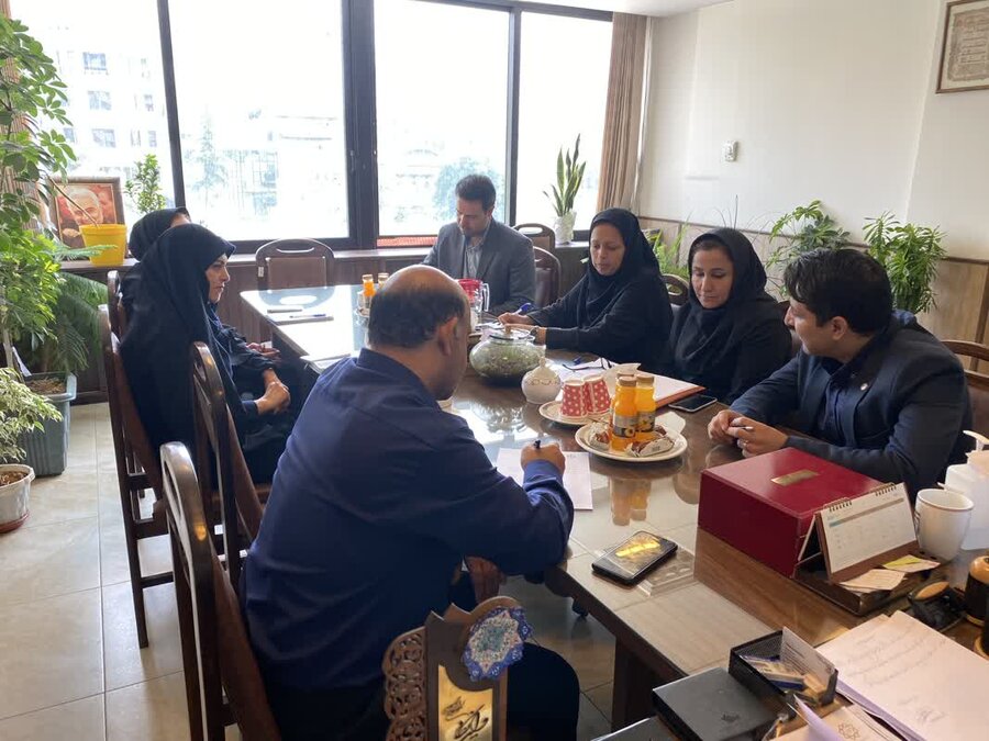 مراکز مشاوره بهزیستی همراه متقاضیان فرزند خواندگی شدند