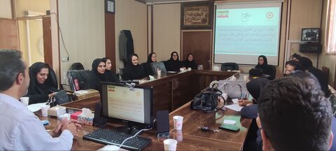 گزارش تصویری| جلسه آموزش بررسی وضعیت توانمندی مددجویان در آذرشهر