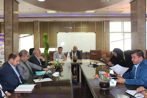 نشست مدیرکل ومعاون مشارکت های مردمی با مدیران عامل بانک های استان