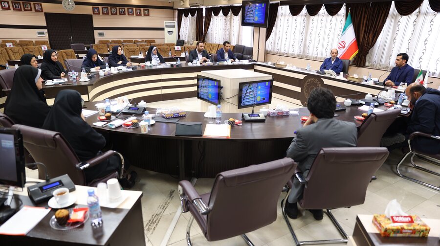 نشست رئیس سازمان بهزیستی کشور با مدیر عامل بنیاد کرامت رضوی