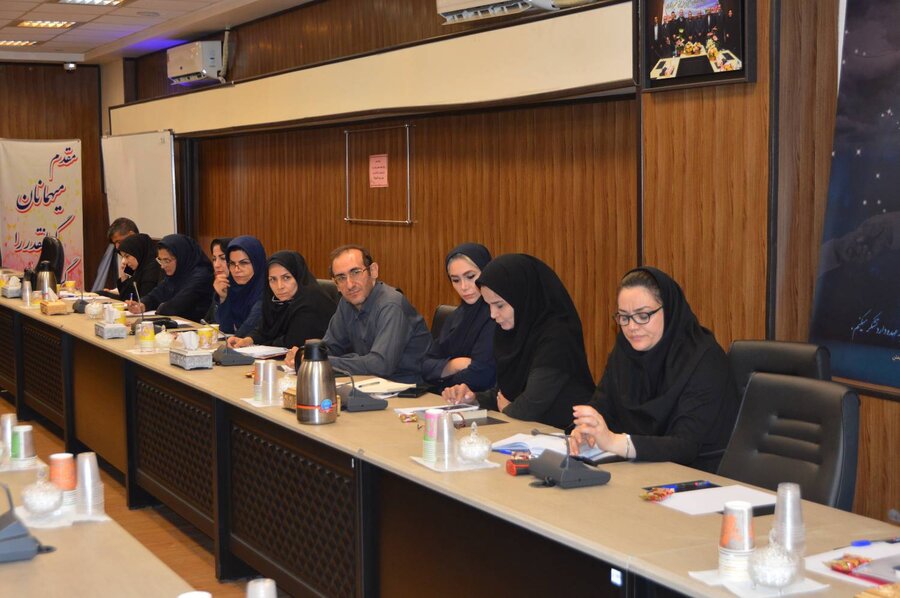 شمیرانات | نشست هم اندیشی رئیس مرکز ستاد پذیرش بهزیستی استان تهران با کارشناسان توانبخشی  