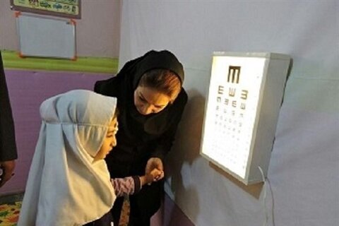 تاکستان | آغاز طرح بینایی سنجی کودکان در تاکستان