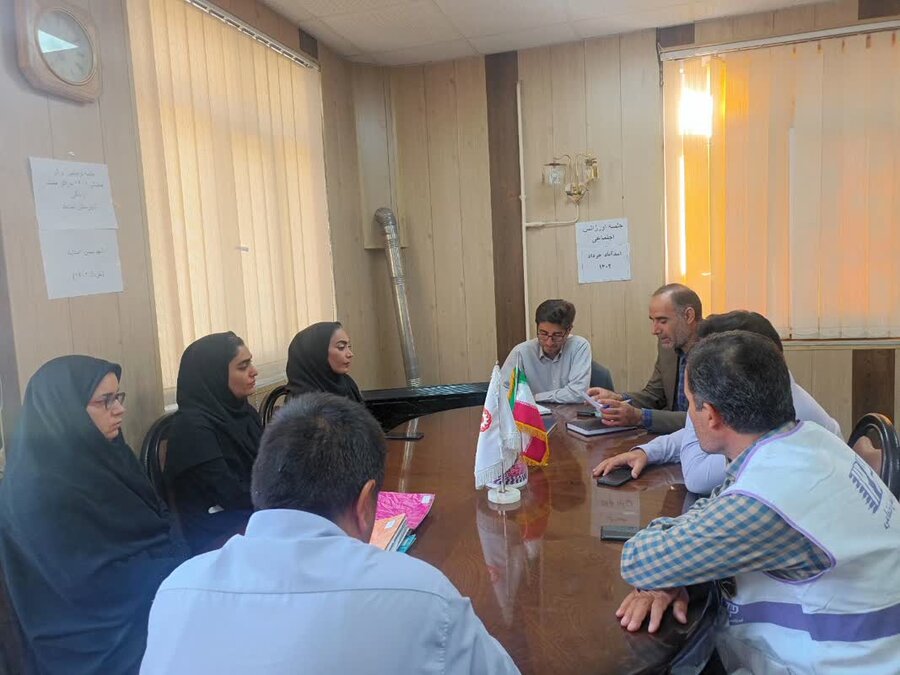 اسد آباد |برگزاری جلسه اورژانس اجتماعی با حضور معاون امور اجتماعی اداره کل بهزیستی همدان