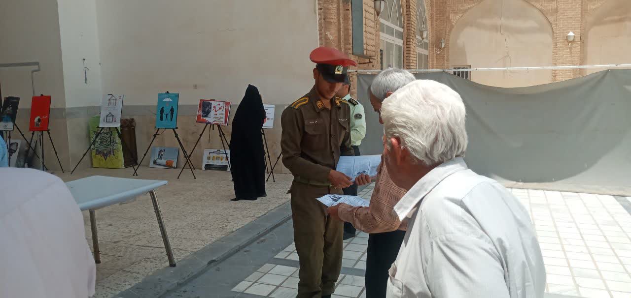 میز ارتباطات مردمی بهزیستی در شهرستان های خراسان رضوی برگزار شد