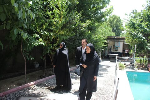 بازدید سرزده مدیرکل بهزیستی استان البرز از کمپ کانون سبز خوشنام شهرستان کرج