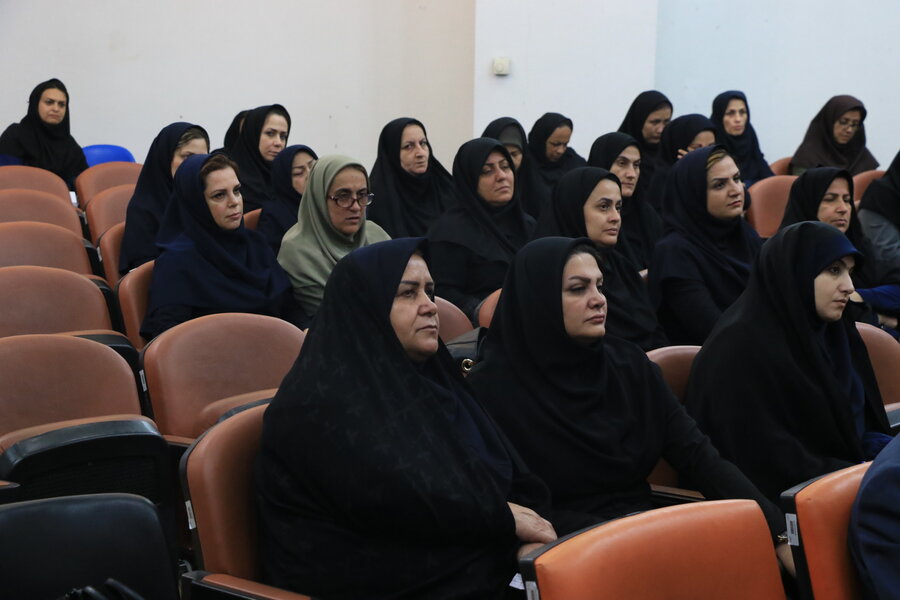 برگزاری دوره ی آموزشی با موضوع " حجاب و پیامدهای آن " ویژه کارکنان بهزیستی گیلان