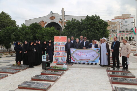 حضورمدیرکل بهزیستی مازندران در آیین عطر افشانی گلزار شهدا به مناسبت هفته بهزیستی