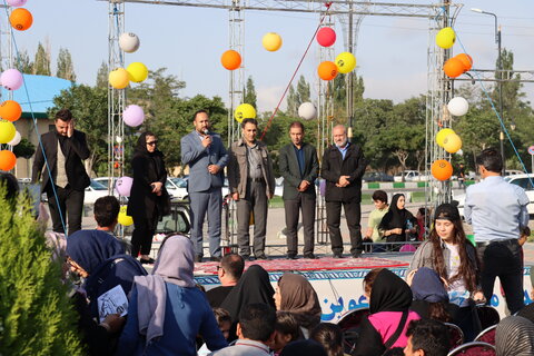 گزارش تصویری| برگزاری جشنواره باد بادک ها در اردبیل